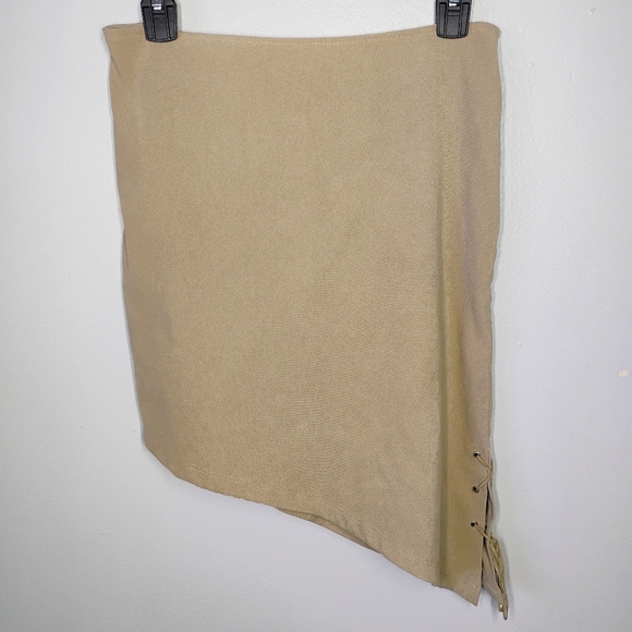 Divine Y2K Asymmetrical Hem Mini Skirt Beige Side Tie Boho Festival Size Medium - Picture 1 of 10